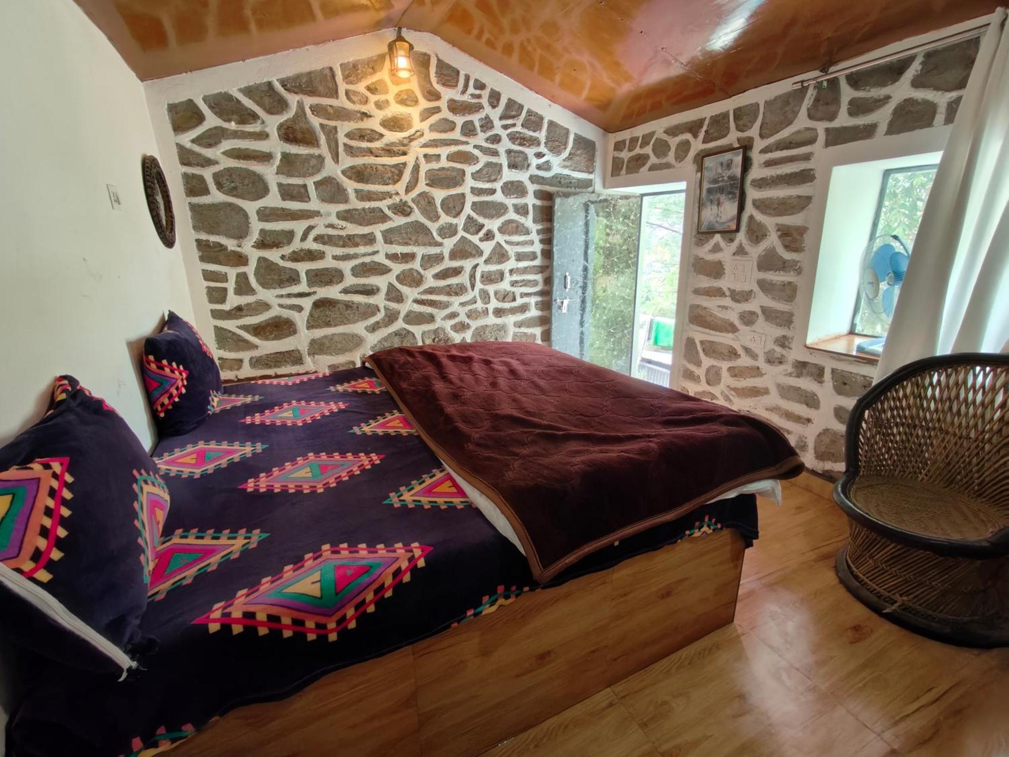 Lodge Himwanderer Camps & Pangot Nainital